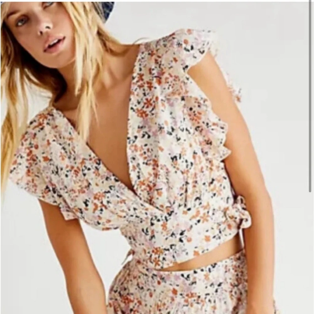 Free People Pretty Dayz Floral Ruffle Smocked tie crop top women size XS